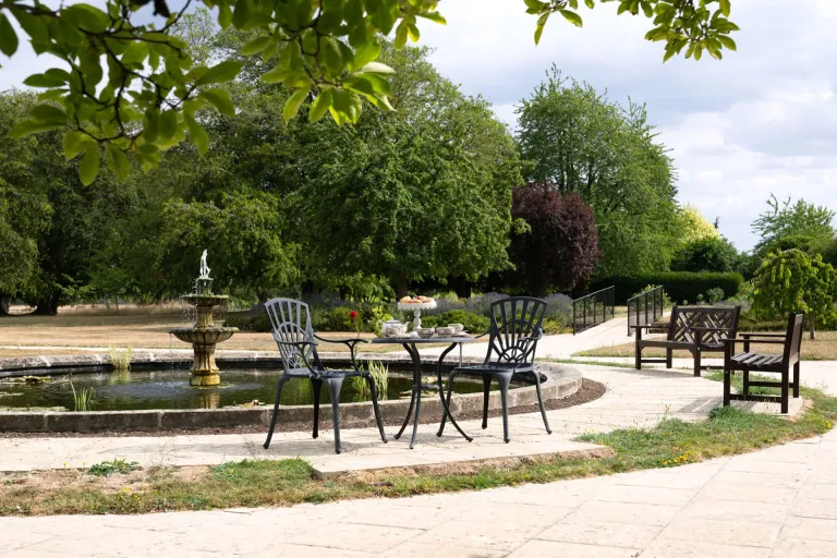 Rush Court gardens